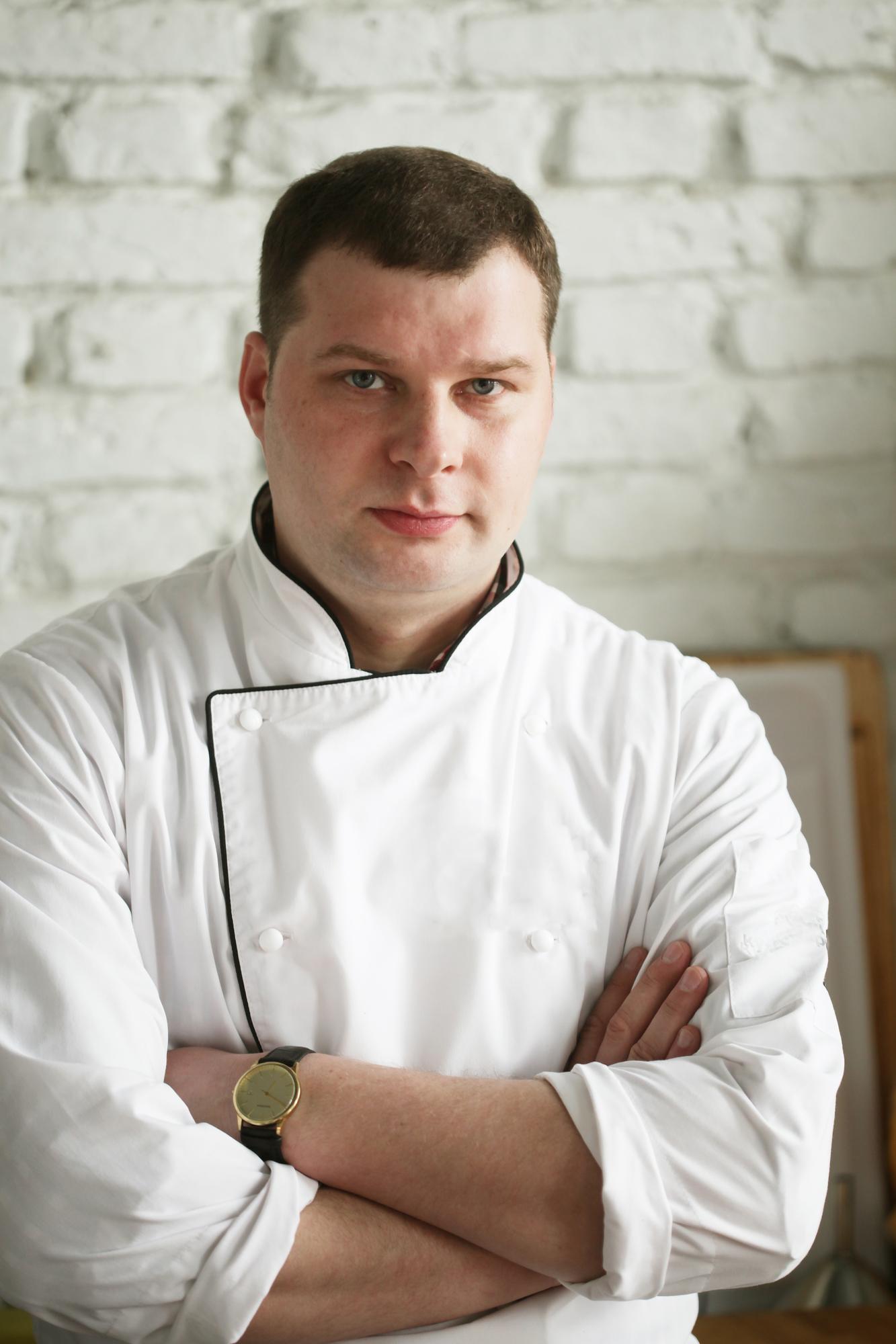 Portrait of head chef leading classes